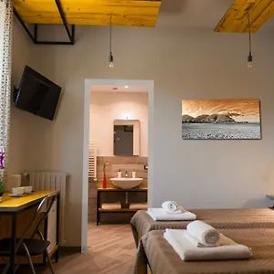 https://bb-lofficina-di-apollo.sicilyhotelsitaly.net